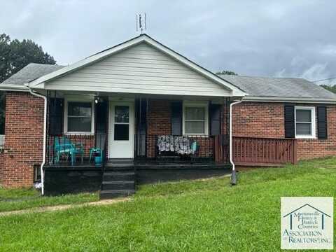 461 Waycross Dr, Fieldale, VA 24089