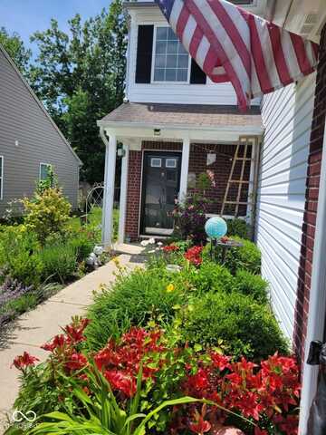 8534 Gainesville Drive, Indianapolis, IN 46227