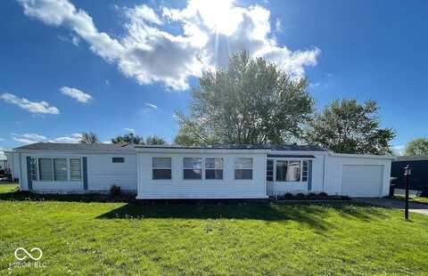 10 Lincoln Circle, Elwood, IN 46036