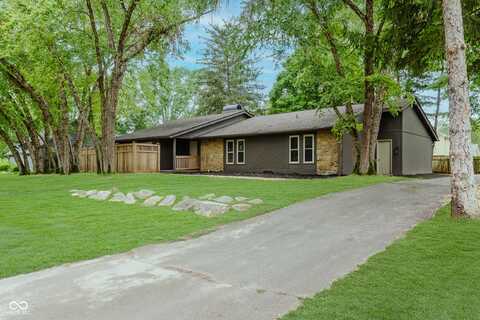 804 Sunblest Boulevard, Fishers, IN 46038