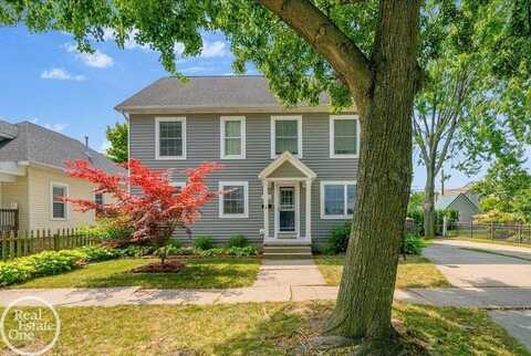 1216 Young, Port Huron, MI 48060