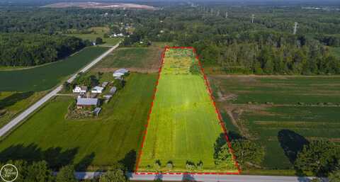 00 Lindsey, Casco, MI 48064