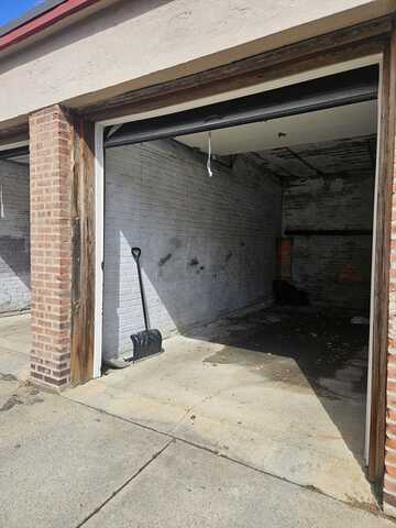 400-r K, Boston, MA 02127