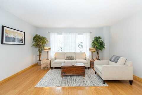 22 Chestnut Pl, Brookline, MA 02445