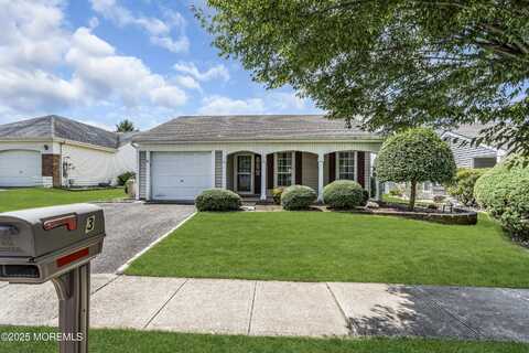 3 Weybridge Place, Manchester, NJ 08759
