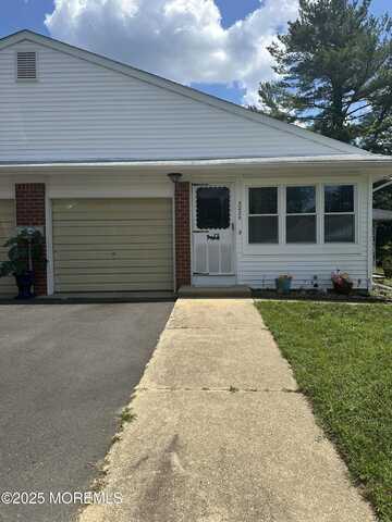523 B Lilac Lane, Whiting, NJ 08759