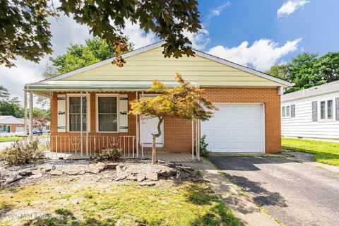 65 Innsbruck Drive, Toms River, NJ 08757