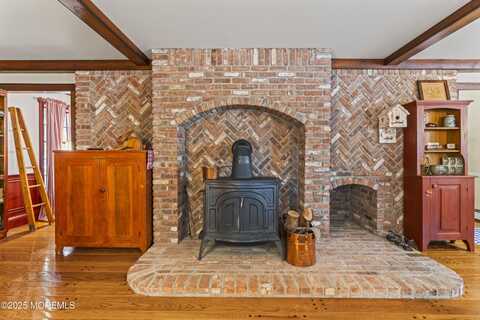 204 Edgemere Drive, Toms River, NJ 08755