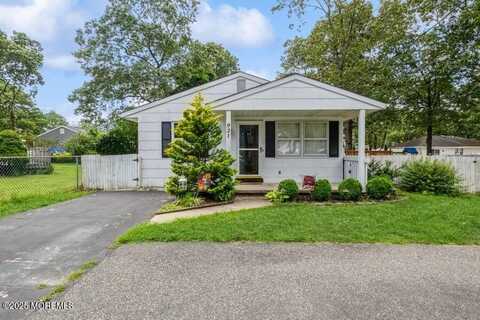 931 Cypress Avenue, Brick, NJ 08723