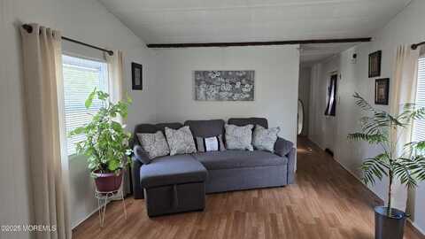 101 Juniper Drive, Barnegat, NJ 08005