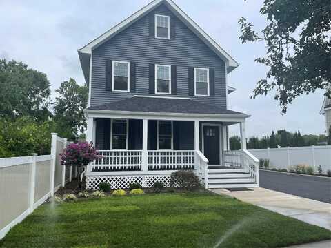 53 5th Avenue, Bay Shore, NY 11706