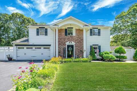 23 Woodbine Street, Coram, NY 11727