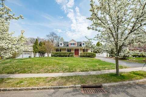 30 Black Gum Tree Lane, Kings Park, NY 11754