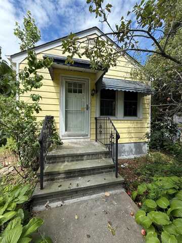 2542 Central Avenue, Baldwin, NY 11510