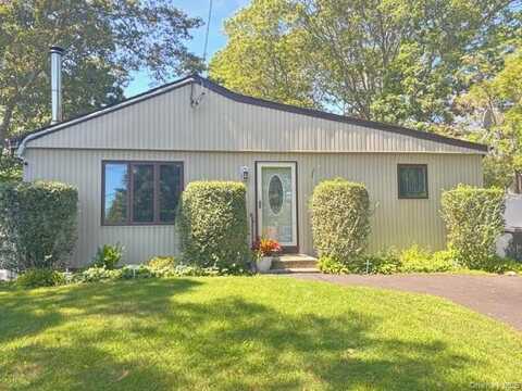 72 Propose Road, Shirley, NY 11967