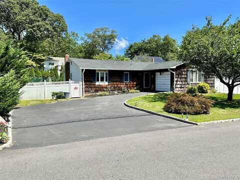 323 Wildwood Road, Ronkonkoma, NY 11779
