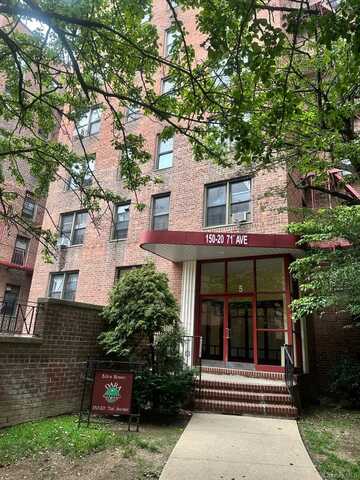 150-20 71 Avenue, Flushing, NY 11367