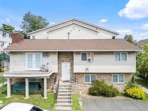40 Calvert Drive, Monsey, NY 10952