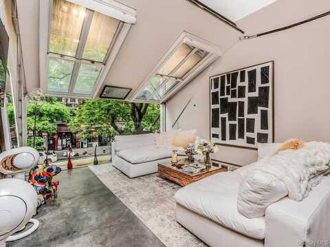 224 E 14th Street, New York (Manhattan), NY 10003
