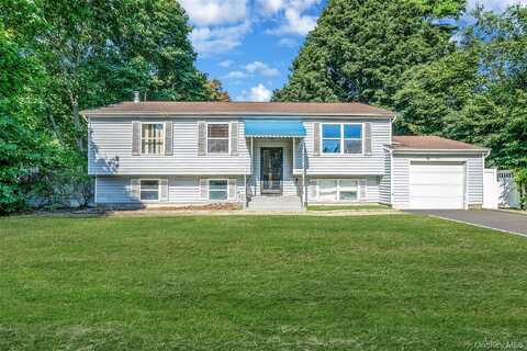 32 Grant Avenue, Brentwood, NY 11717