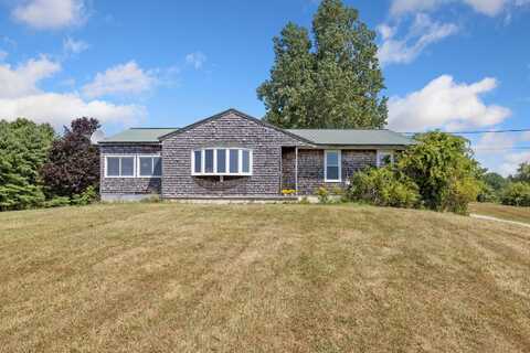233 Curtis Road, Arundel, ME 04046