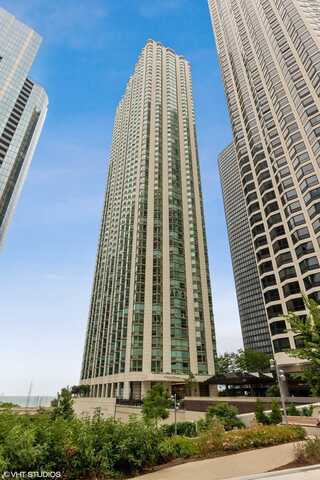 195 N Harbor Drive, Chicago, IL 60601