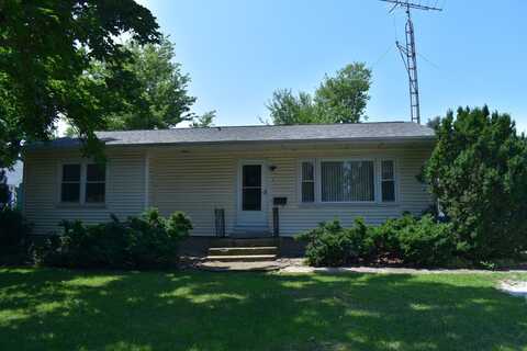 211 N Monroe Street, Flanagan, IL 61740