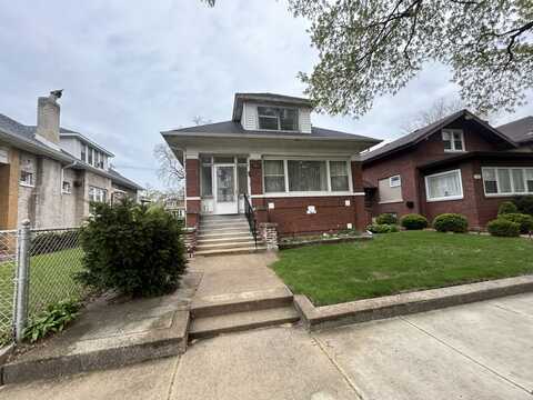 7331 S Clyde Avenue, Chicago, IL 60649