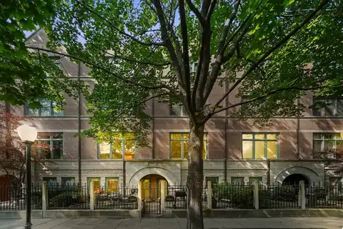 1478 S PRAIRIE Avenue, Chicago, IL 60605