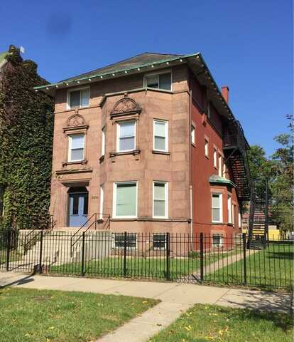 2934 W WASHINGTON Boulevard, Chicago, IL 60612