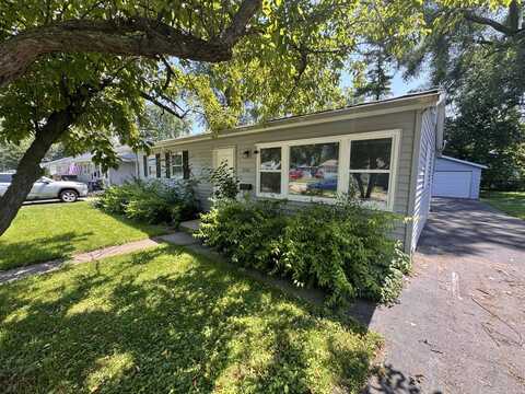 2105 W GROVE Avenue, Waukegan, IL 60085