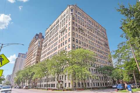 3520 N Lake Shore Drive, Chicago, IL 60657