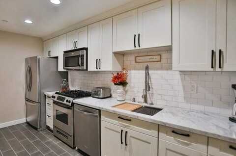 17168 Newhope Street, Fountain Valley, CA 92708