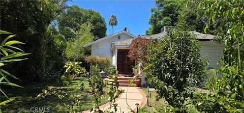 7503 Aqueduct Avenue, Van Nuys, CA 91406