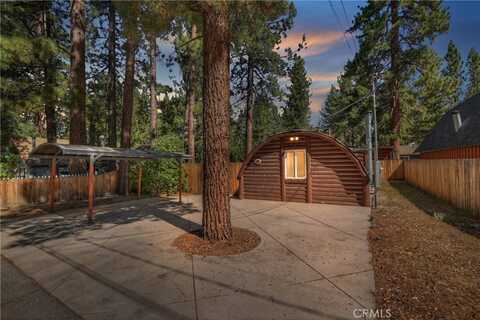 1129 W Rainbow Boulevard, Big Bear City, CA 92314