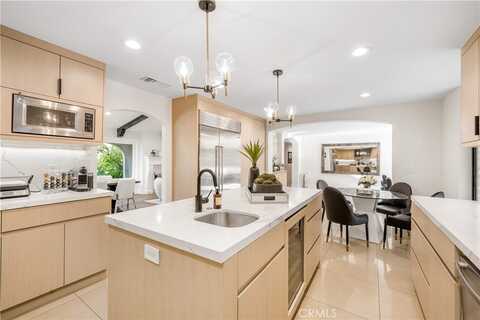 3677 Eddingham Avenue, Calabasas, CA 91302