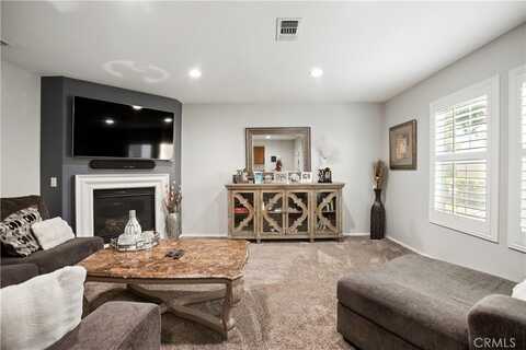 314 N Placer Privado, Ontario, CA 91764