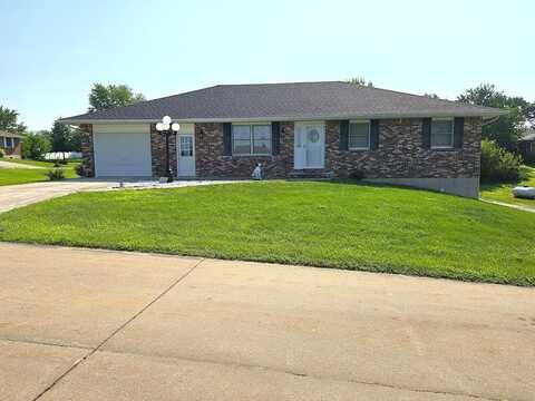 3612 Bettina Lane, Macon, MO 63552