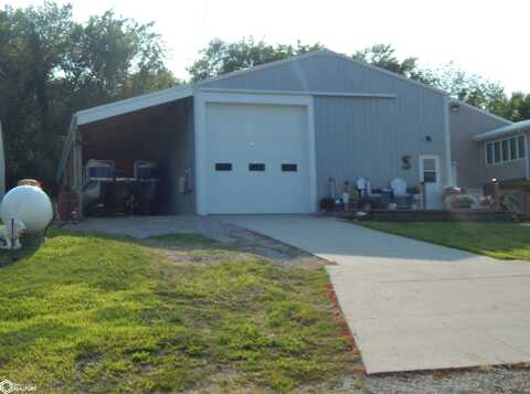 361 Hillcrest Ridge, Montezuma, IA 50171