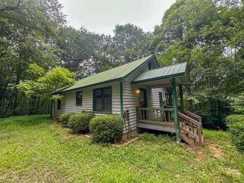 405 Shady Lane, Mineral Bluff, GA 30559