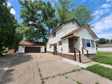 218 Scott Avenue, Niles, OH 44446