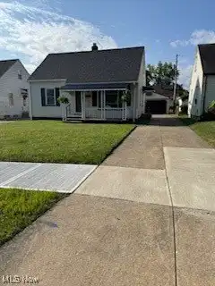 13300 Shady Oak Boulevard, Garfield Heights, OH 44125