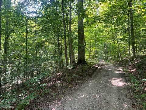 955 Starling Lane, Stockport, OH 43787