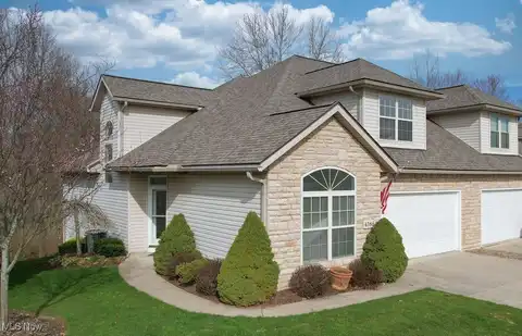 4586 Creekside Drive, Kent, OH 44240