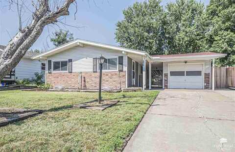 1108 Crest Hill Drive, Junction City, KS 66441