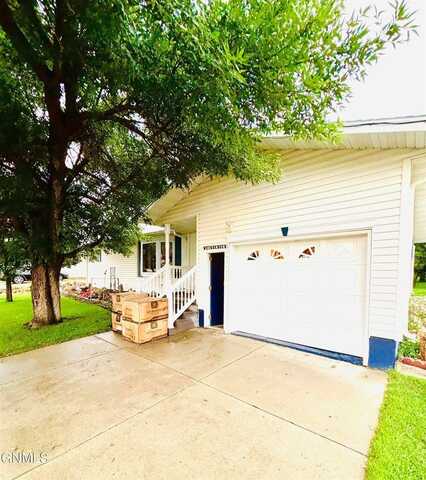 205 2nd Street North, New Salem, ND 58563
