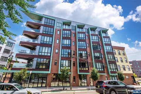 332 Newark 2b, Jersey City, NJ 07302
