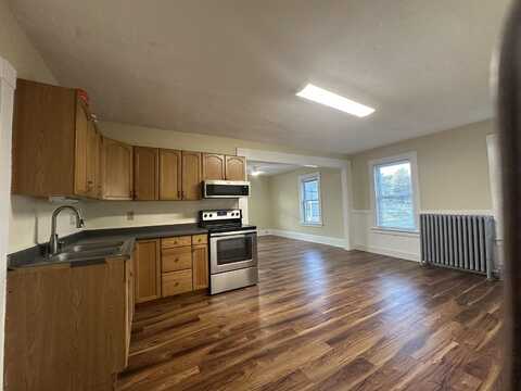 34 Maple Street, Derry, NH 03038