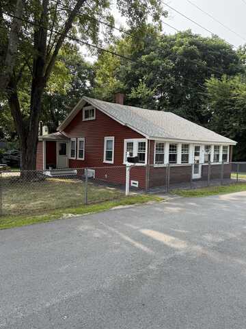 7 Porter Ave Avenue, Hudson, NH 03051