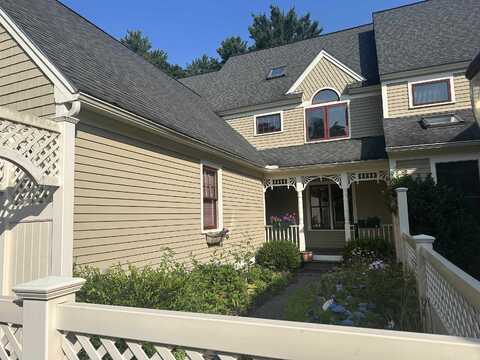 579 Sagamore Avenue, Portsmouth, NH 03801